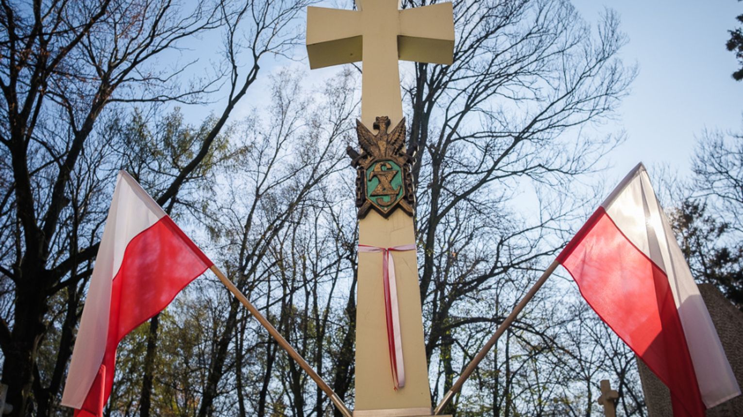 Cmentarze w okresie Wszystkich Świętych będą zamknięte