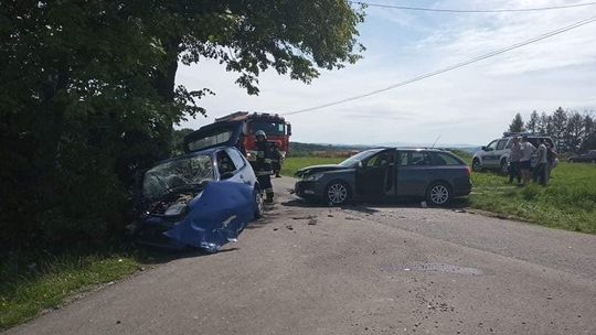 2 osoby poszkodowane w wypadku w Rzepienniku Strzyżewskim