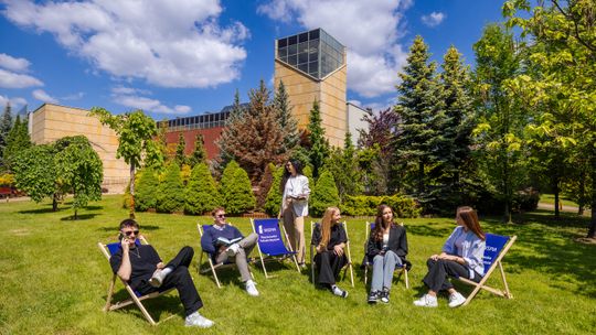 30 lat tradycji i innowacji – dołącz do grona studentów WSPiA