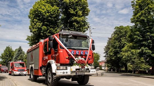 32 nowe samochody dla małopolskich strażaków i ratowników
