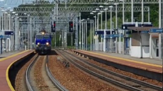5-letni wnuk pod opieką nietrzeźwych dziadków podróżujących pociągiem
