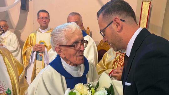 70 lat kapłańskiej posługi. Ks. prałat Józef Potyrała uhonorowany Groszem Ziemskim Tarnowskim