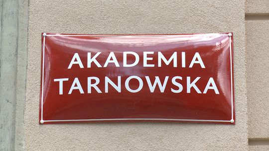 Akademia Tarnowska na podium rankingu "Perspektywy 2023"