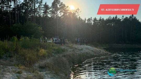 Alarm na zalewie w Niwce. Na brzegu znaleziono pozostawiony sprzęt wędkarski