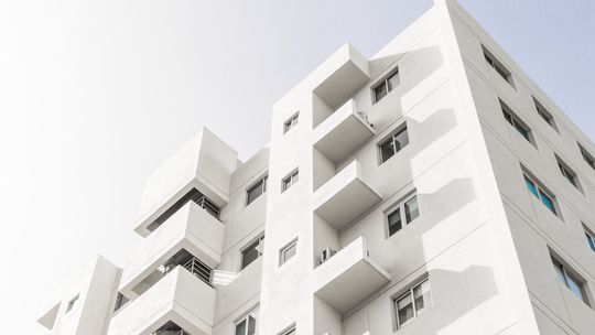 Apartament na Costa del Sol – jak wybrać lokalizację i standard?