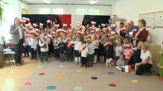 Biało-czerwona lekcja w przedszkolu w Tarnowcu