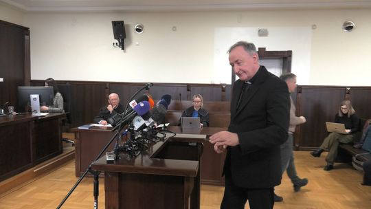 Biskup tarnowski Andrzej Jeż stanął przed sądem