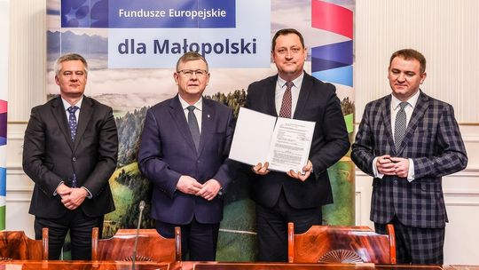 Blisko 2,4 mln złotych na drogę Bochnia -Uście Solne-Barczków