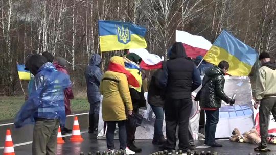 Blokowali tirom drogę do granicy, osiągnęli sukces. UE zakaże wjazdu ciężarówkom z Rosji i Białorusi