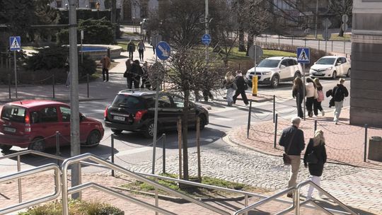 Brak prądu opóźnił uruchomienie sygnalizacji na ul. Mickiewicza w Tarnowie