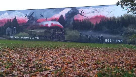 Piknik Wojskowy i odsłonięcie patriotycznego muralu w Brzesku