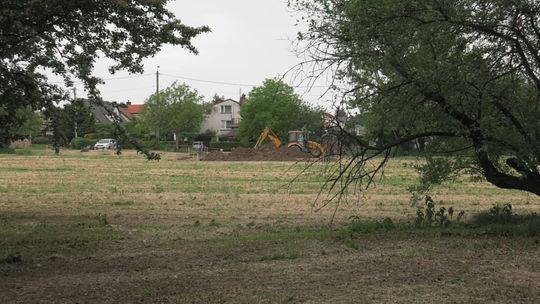 Budują plac zabaw w Mościcach