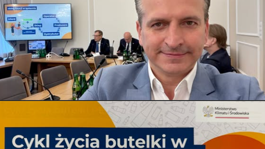 Butelka, kaucja i polityczne selfie. Czy system kaucyjny stał się nowym paliwem dla posłów?