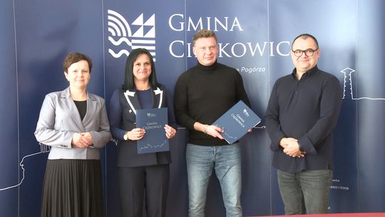 Ciężkowice: podpisano umowę na modernizację dróg w sześciu lokalizacjach Ciężkowice: podpisano umowę na modernizację dróg w sześciu lokalizacjach