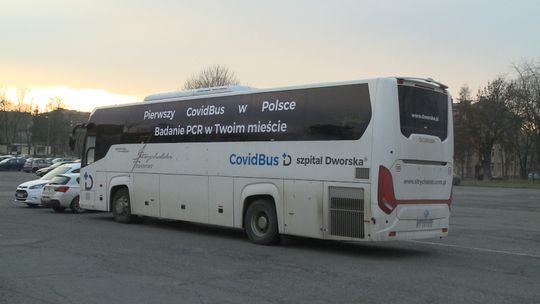 CovidBus na placu starej Kapłanówki