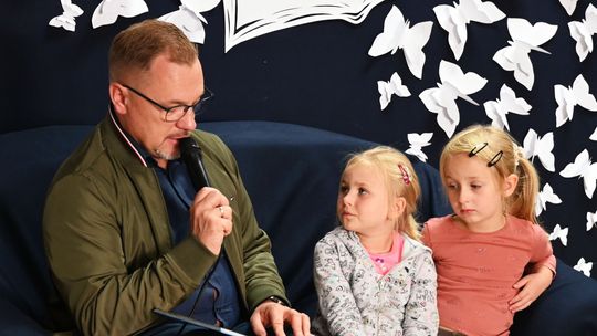 "Czytanie dodaje skrzydeł" w Zespole Szkolno-Przedszkolnym w Brzesku