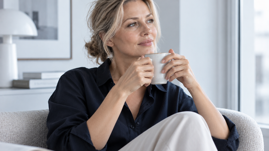 Dlaczego objawy menopauzy mogą pojawić się kilka lat przed ostatnią miesiączką?
