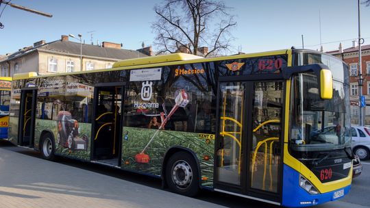 Dodatkowe autobusy na cmentarze komunalne