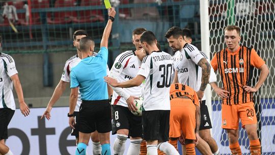 Dublet Augustyniaka na wagę złota! Legia wygrywa w Krakowie