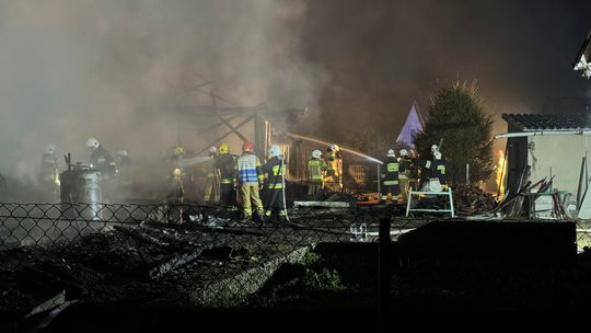 Dwie stodoły poszły z dymem pod Dąbrową Tarnowską