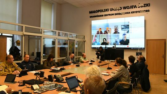 Dynamiczna sytuacja pogodowa w Małopolsce. Wojewoda Łukasz Kmita zwołał sztab kryzysowy