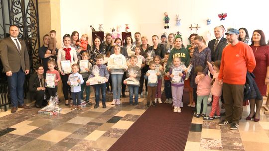 Dziecięce i młodzieżowe teatry lalkarskie w Żabnie