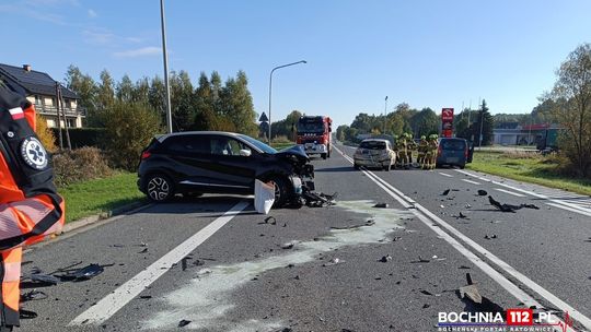 Dziecko i dwie osoby dorosłe poszkodowane w wypadku na krajowej 94 Dziecko i dwie osoby dorosłe poszkodowane w wypadku na krajowej 94