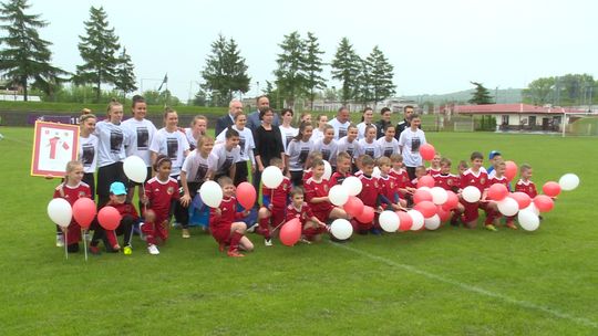 Ekstraliga piłki nożnej wraca do Tarnowa dzięki kobiecej drużynie. Teraz czas, by znaleźć stadion, który spełni wymogi 