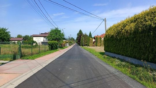 Finał kolejnych inwestycji drogowych – mieszkańcy zadowoleni Finał kolejnych inwestycji drogowych – mieszkańcy zadowoleni