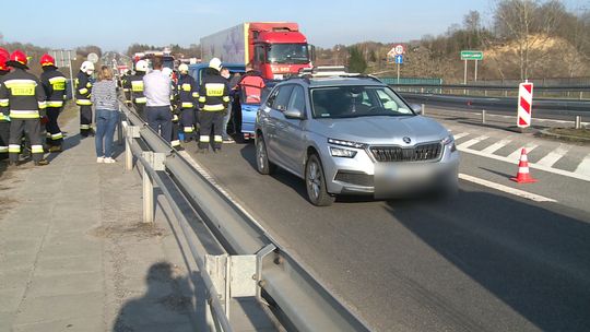 Groźnie wyglądające zderzenie czterech pojazdów na DK 94 w Łukanowicach 