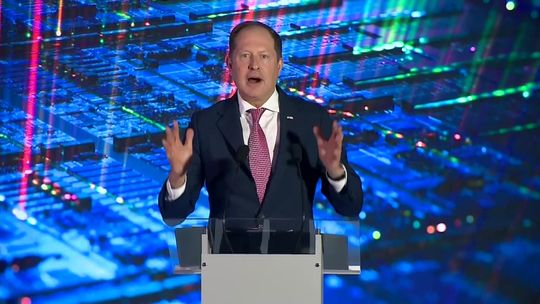 Intel zainwestuje w Polsce ponad 4,5 miliarda dolarów. Pracę ma znaleźć 2 tysiące osób