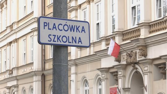 Jaki los czeka tarnowskie podstawówki?