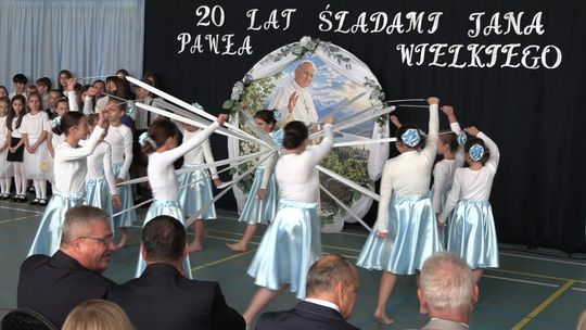 Jubileusz nadania imienia i sztandaru Szkole Podstawowej w Nowych Żukowicach