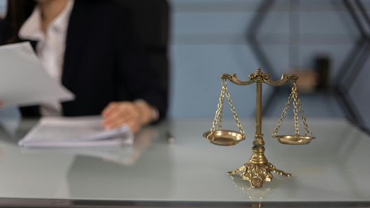 Kancelaria adwokacka Warszawa – kiedy pomoc prawnika jest niezbędna i jak wygląda współpraca