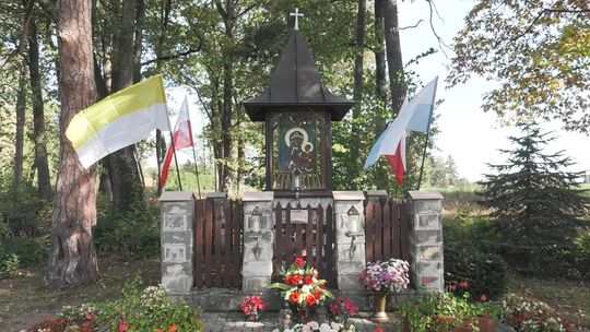 Kapliczka w Mościcach może zniknąć? Mieszkańcy zaniepokojeni