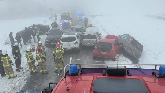 Karambol na Powiślu. Zderzyło się sześć samochodów!