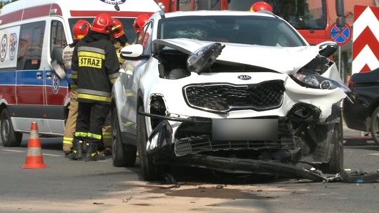 Karambol w centrum Tarnowa. Jedna osoba w szpitalu