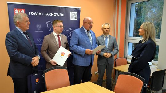 Katarzyna Wilk z nagrodą Starosty Tarnowskiego Katarzyna Wilk z nagrodą Starosty Tarnowskiego
