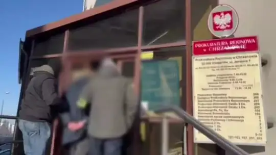 Kolejne uderzenie w przestępczość narkotykową. Małopolscy policjanci rozbili gang rozprowadzający środki odurzające Kolejne uderzenie w przestępczość narkotykową. Małopolscy policjanci rozbili gang rozprowadzający środki odurzające