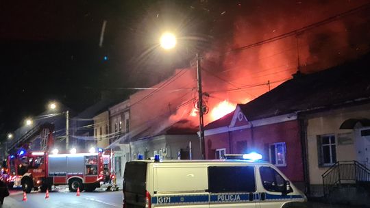 Kolejny pożar budynku przy ul. Kościuszki w Brzesku. Policja wyjaśni przyczynę