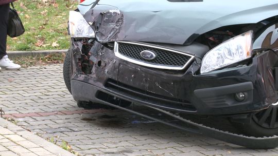 Kolizja na skrzyżowaniu ulic Traugutta i Czerwonych Klonów w Tarnowie 