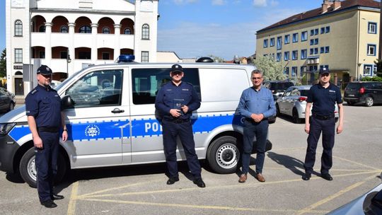 Komenda Powiatowa Policji w Dąbrowie Tarnowskiej ma nowy radiowóz