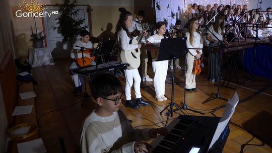 Koncert Noworoczny w Zespole Szkolno-Przedszkolnym w Strzeszynie