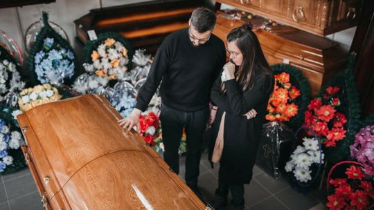 Kościół musi oddać pieniądze za pogrzeb. Ruszy fala pozwów?