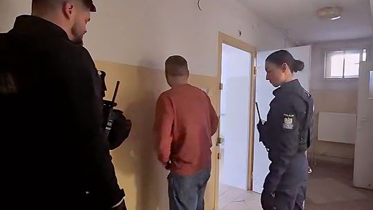 Kradzież i atak na klienta sklepu w Woli Mieleckiej. 38-latek w areszcie!