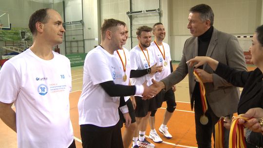 Kraków kontra Kielce, czyli I Charytatywny Mecz Piłki Ręcznej „Wielki mecz dla dzieci” Kraków kontra Kielce, czyli I Charytatywny Mecz Piłki Ręcznej „Wielki mecz dla dzieci”