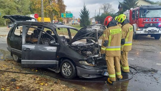 Łęg Tarnowski. Pożar samochodu osobowego
