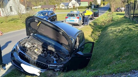 Lewniowa: 16-latek potrącony przez samochód. Na miejscu lądował śmigłowiec LPR