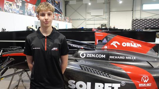 Maciej Gładysz w FIA Formula 3 w barwach ART Grand Prix
