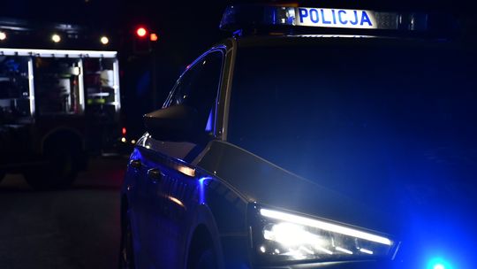 Mężczyzna nie mógł wyjść z toalety! Interwencja straży i policji w Woli Rzędzińskiej